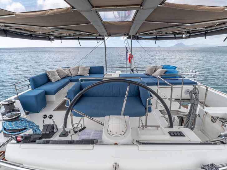 EVER III Lagoon 560 - flybridge EVER III Lagoon 560 - flybridge