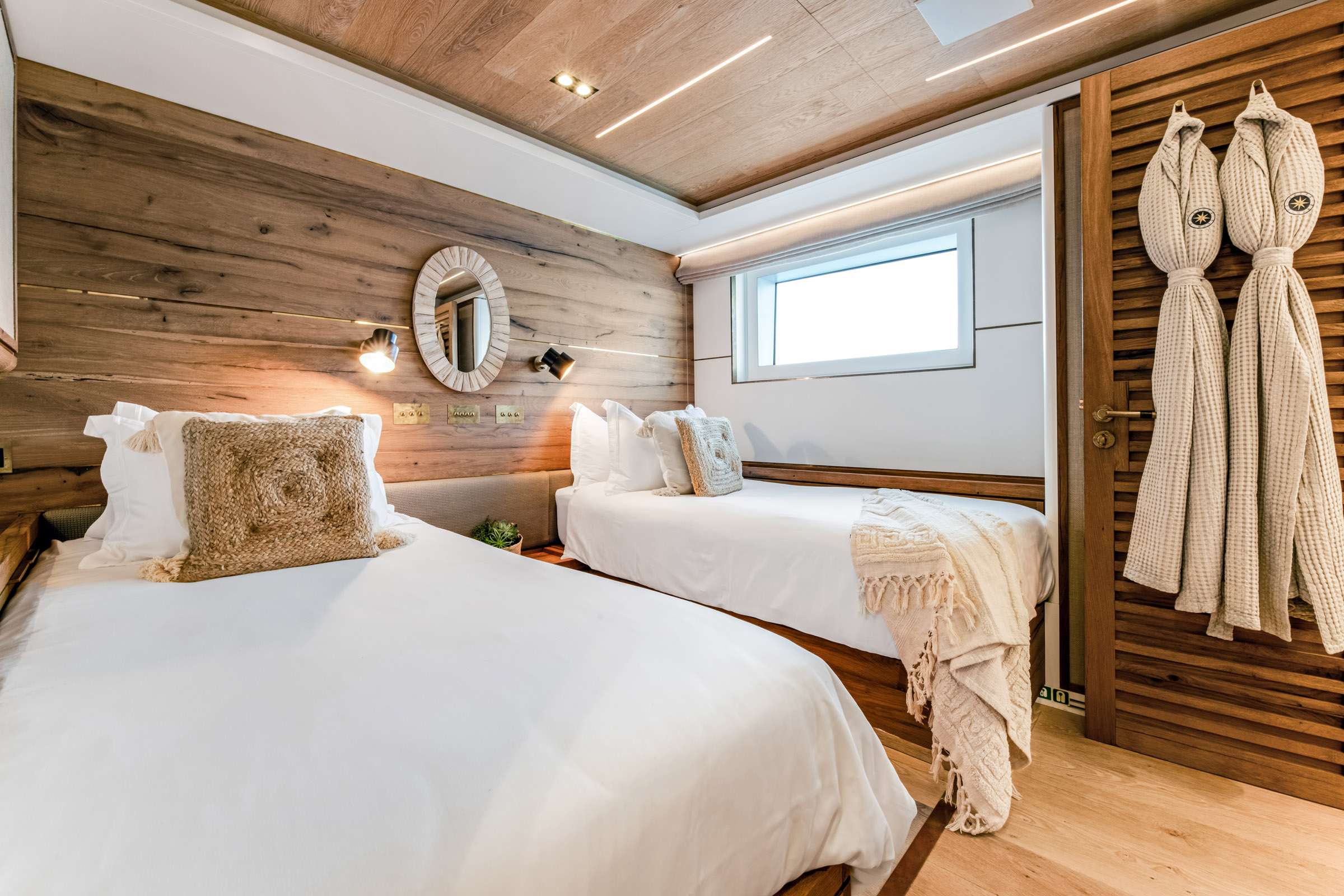 SABAI Cantiere Delle Marche Nauta Air 110 - twin cabin