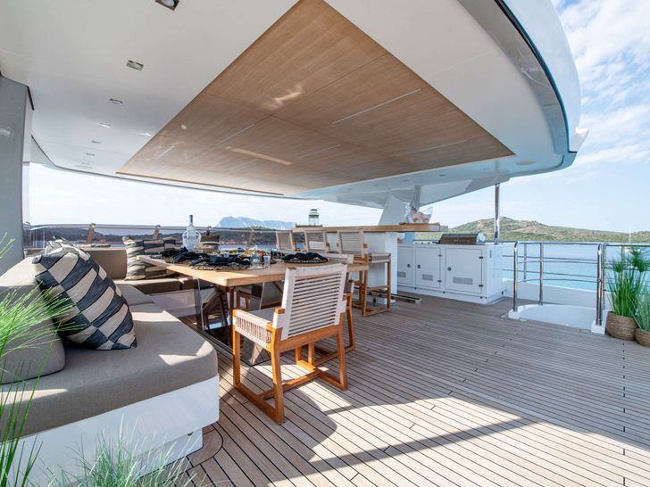 SABAI Cantiere Delle Marche Nauta Air 110 - sun deck SABAI Cantiere Delle Marche Nauta Air 110 - sun deck