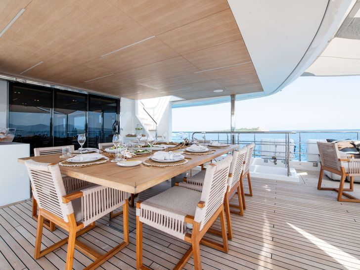 SABAI Cantiere Delle Marche Nauta Air 110 - sky deck alfresco dining area SABAI Cantiere Delle Marche Nauta Air 110 - sky deck alfresco dining area