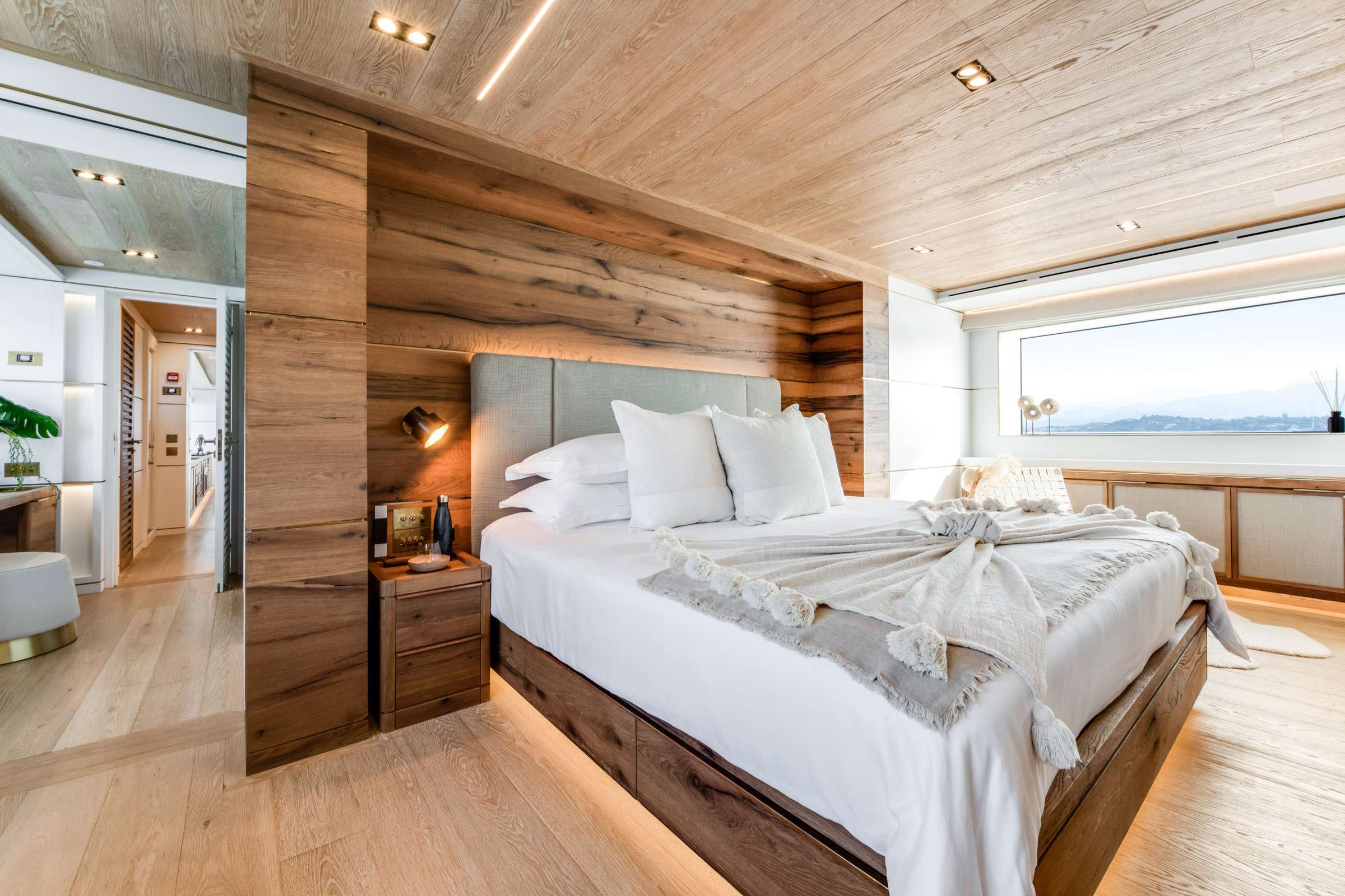 SABAI Cantiere Delle Marche Nauta Air 110 - master cabin