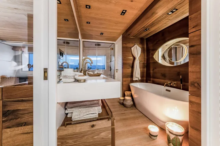 Charter Yacht SABAI - Cantiere Delle Marche Nauta Air 110 - 5 Cabins - Naples - Capri - Positano - Amalfi Coast - Italy