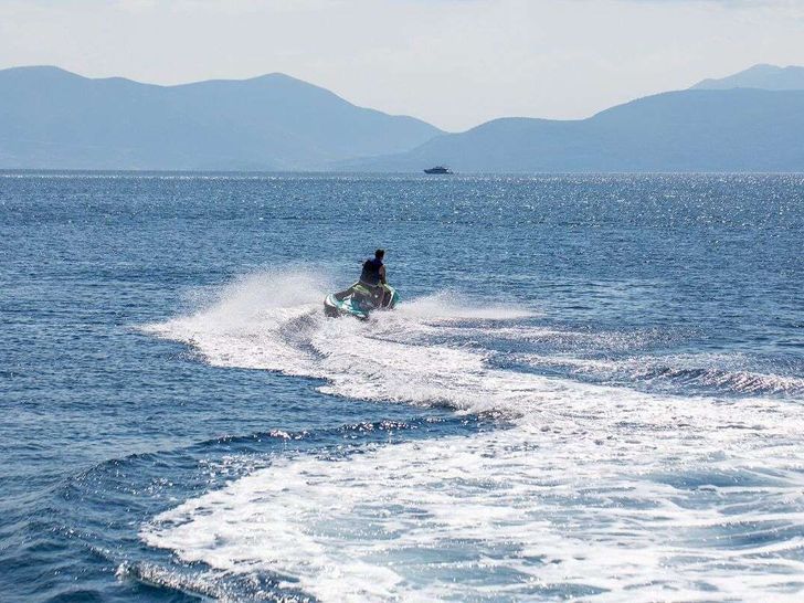 ANDROMEDA Posillipo Technema 80 - jet ski ANDROMEDA Posillipo Technema 80 - jet ski