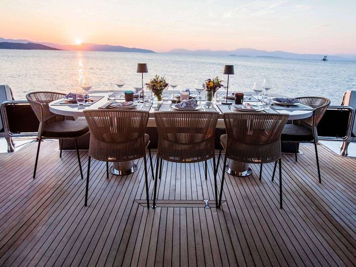 ANDROMEDA Posillipo Technema 80 - aft deck ANDROMEDA Posillipo Technema 80 - aft deck