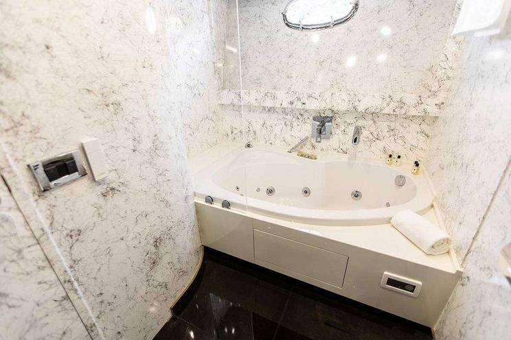 Charter Yacht ANDROMEDA - Posillipo Technema 80 - 4 Cabins - Athens - Mykonos - Paros - Cyclades - Aegean - Greece