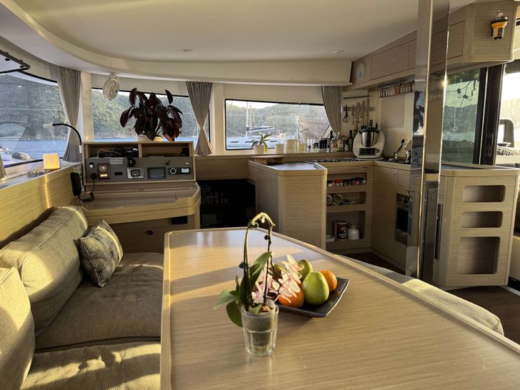 Vitamin Sea - Saloon Vitamin Sea - Saloon