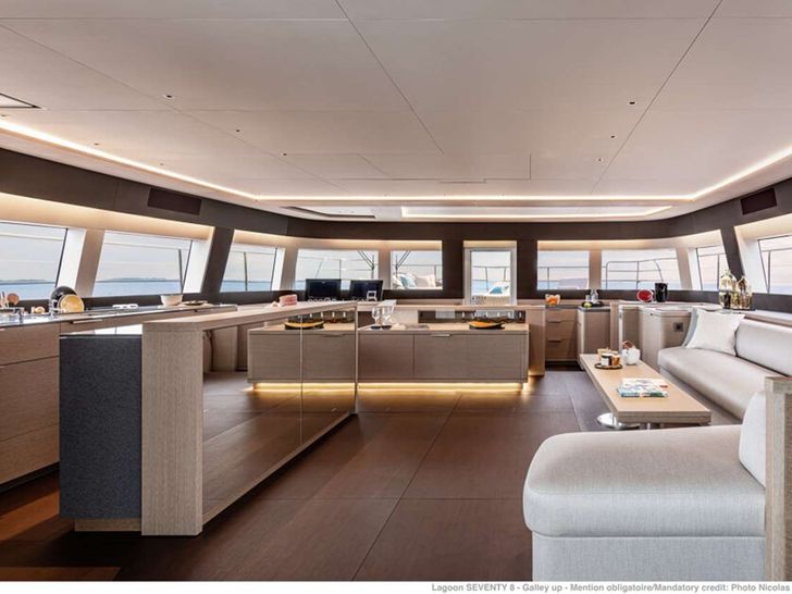 JAN'S FELINE Lagoon Seventy 8 - Spacious Lounge Area JAN'S FELINE Lagoon Seventy 8 - Spacious Lounge Area