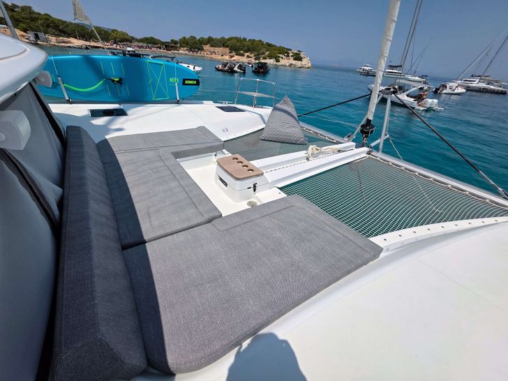 ZALINA Lagoon 46 - Bow and trampolines ZALINA Lagoon 46 - Bow and trampolines