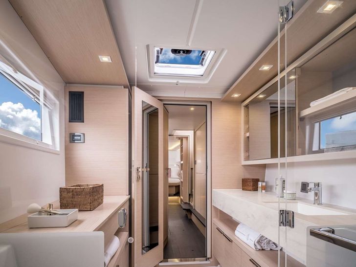 ZALINA Lagoon 46 - master cabin bathroom ZALINA Lagoon 46 - master cabin bathroom