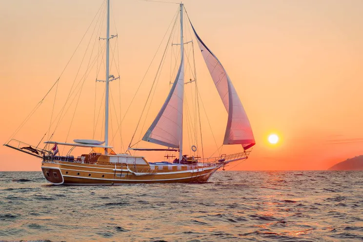 Charter Yacht ANDEO - Custom 27m - 5 Cabins - Split - Dubrovnik - Hvar - Croatia