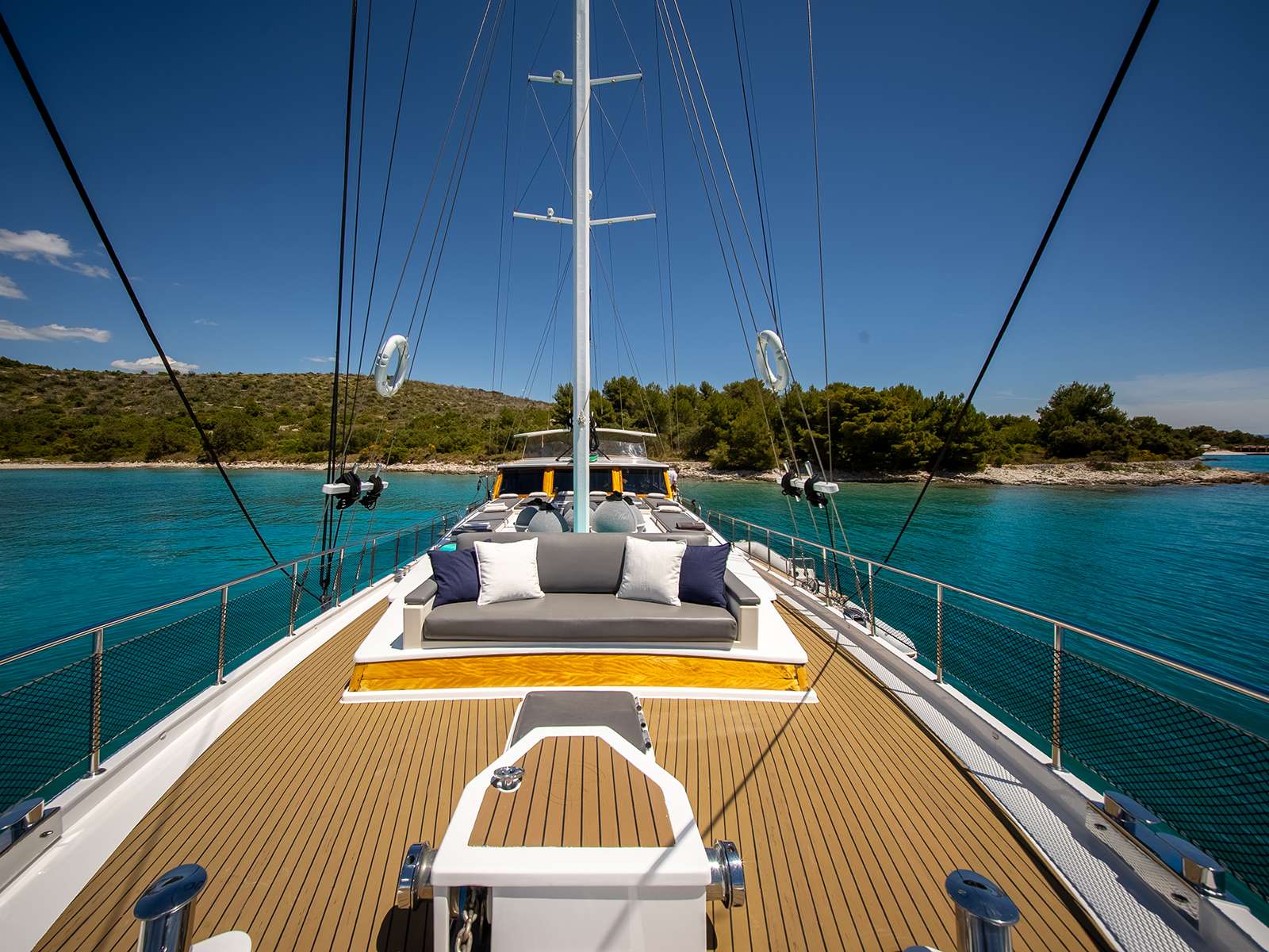 Charter Yacht ANDEO - Custom 27m - 5 Cabins - Split - Dubrovnik - Hvar - Croatia