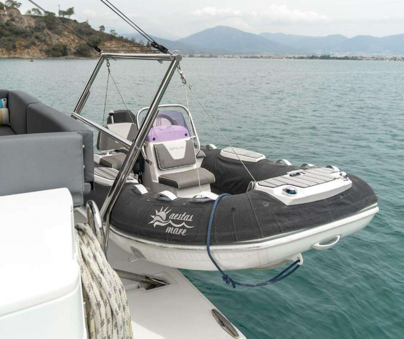 MY MARINA Bali 4.8 - tender