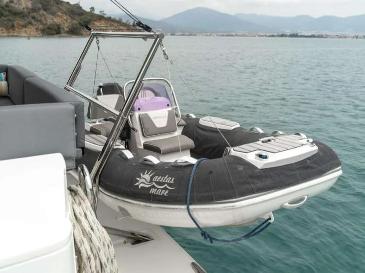 MY MARINA Bali 4.8 - tender MY MARINA Bali 4.8 - tender