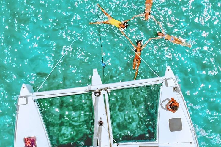Charter Yacht AMURA - Lagoon 560 - 3 Cabins - Nassau - Paradise Island - Exumas - Bahamas
