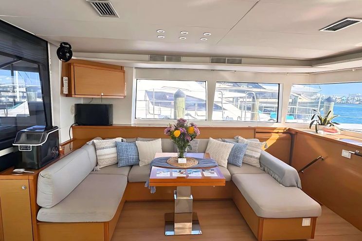 Charter Yacht AMURA - Lagoon 560 - 3 Cabins - Nassau - Paradise Island - Exumas - Bahamas