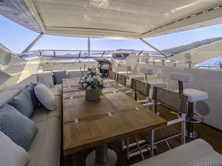 ARAGO Sunseeker 34m - sundeck ARAGO Sunseeker 34m - sundeck