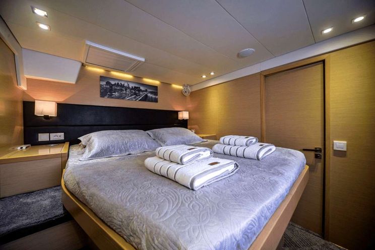 Charter Yacht AURA - Lagoon 560 - 5 Cabins - Alimos - Athens - Mykonos - Santorini - Greece