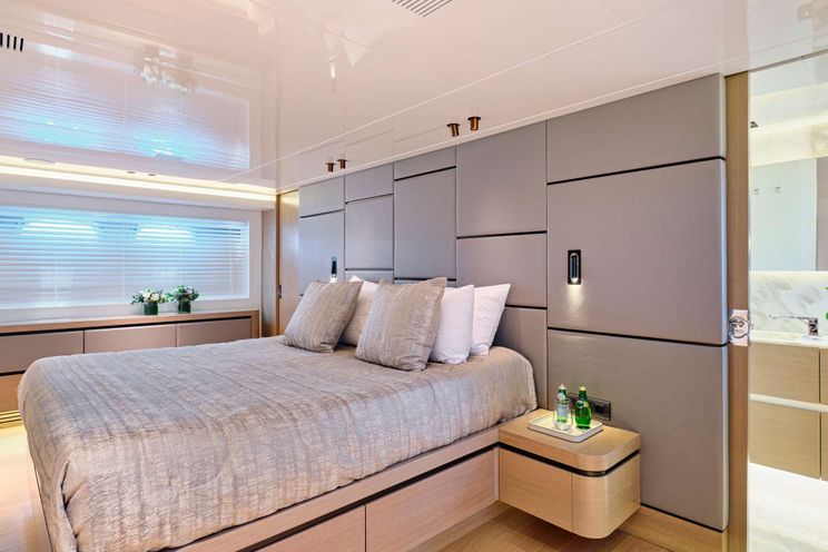 Charter Yacht MILGAUSS - Admiral 24 - 4 Cabins - Athens - Mykonos - Paros - Cyclades - Greece