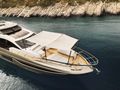 MYNE Azimut S8 - bow view MYNE Azimut S8 - bow view