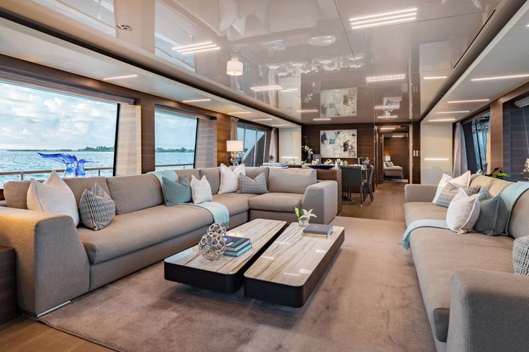 Charter Yacht EROS - Ferretti Custom Line Navetta 37 - 5 Cabins - Nassau - Exumas - Bahamas