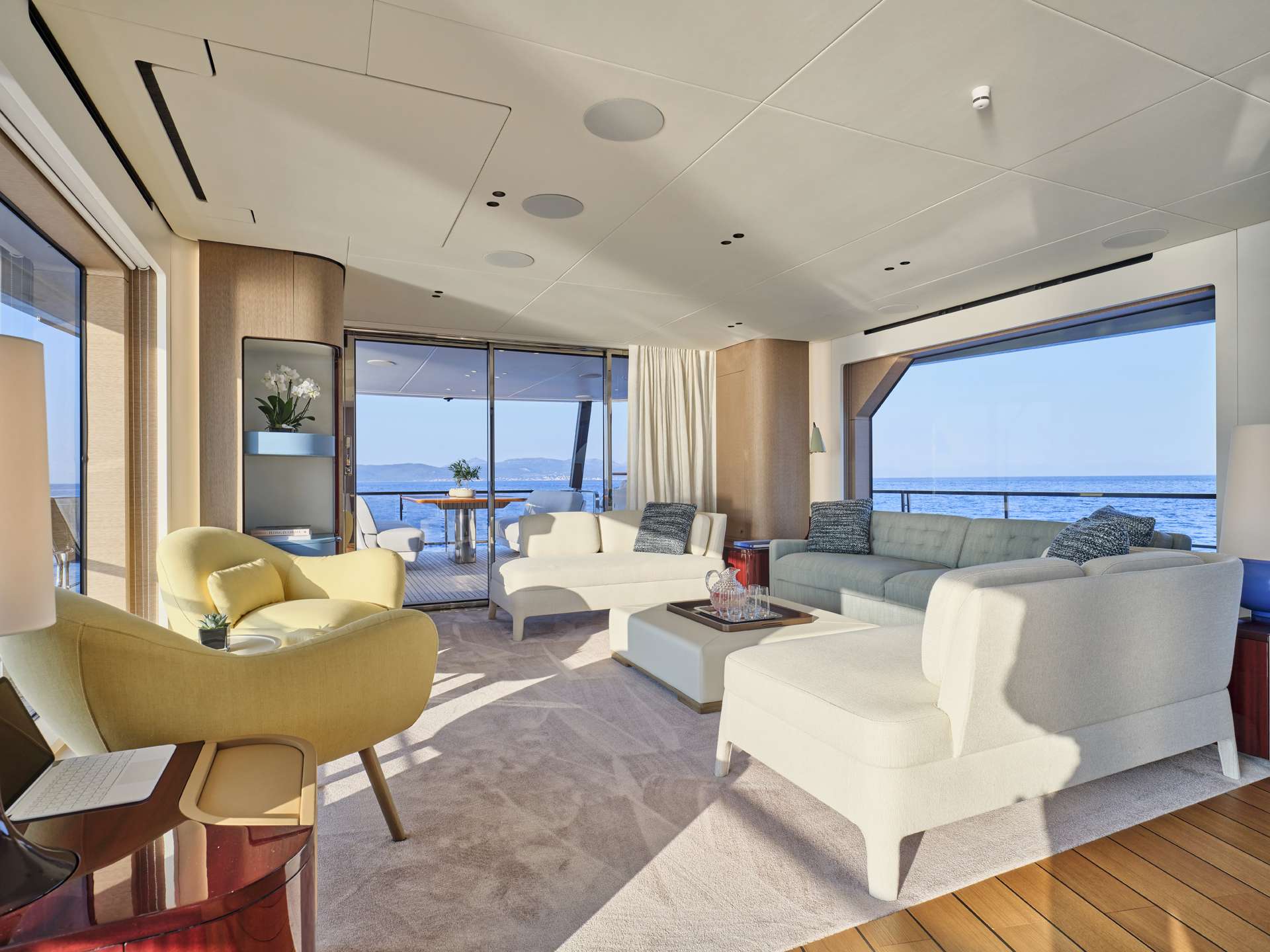 Charter Yacht ALADDIN SANE - Azimut Grande 26m - 5 Cabins - Athens - Mykonos - Paros - Cyclades - Greece