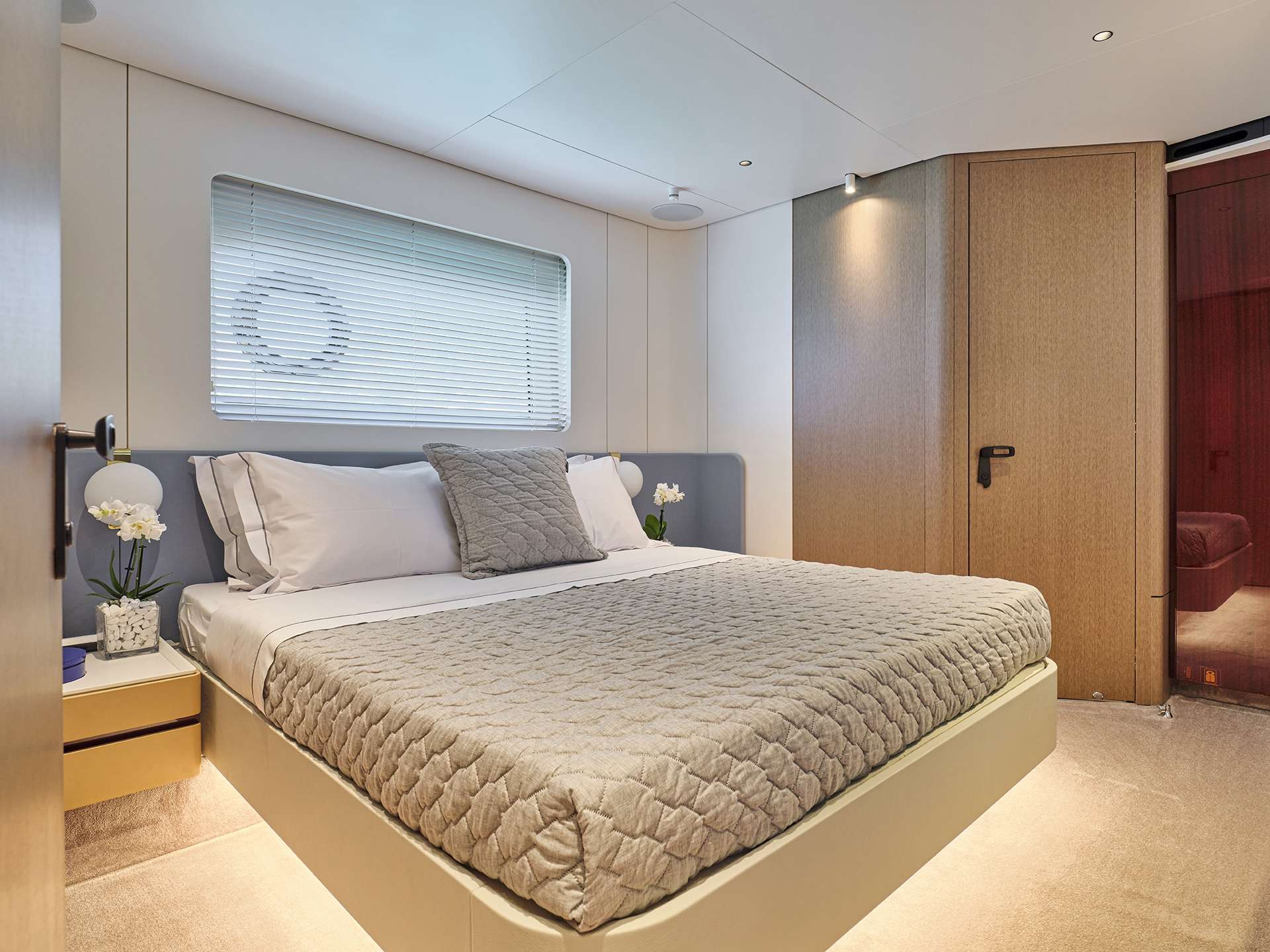 Charter Yacht ALADDIN SANE - Azimut Grande 26m - 5 Cabins - Athens - Mykonos - Paros - Cyclades - Greece