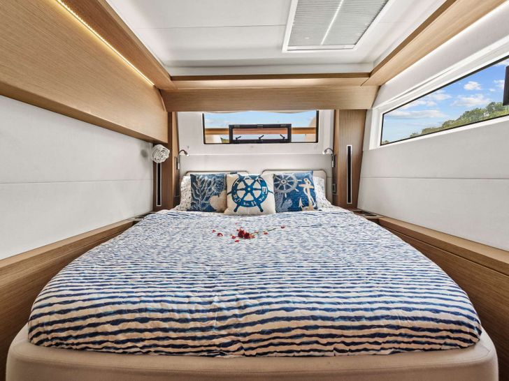 EXTRA NAUTI EXTRA NAUTI