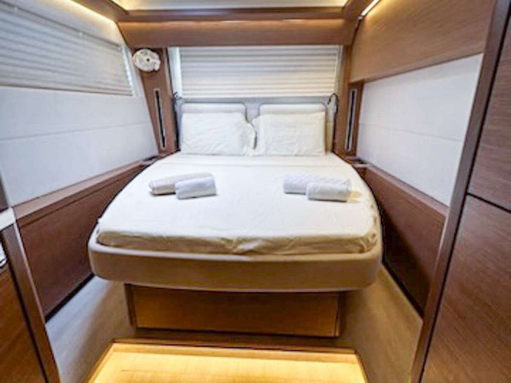 EXTRA NAUTI Lagoon 50 - cabin 2 wide shot EXTRA NAUTI Lagoon 50 - cabin 2 wide shot