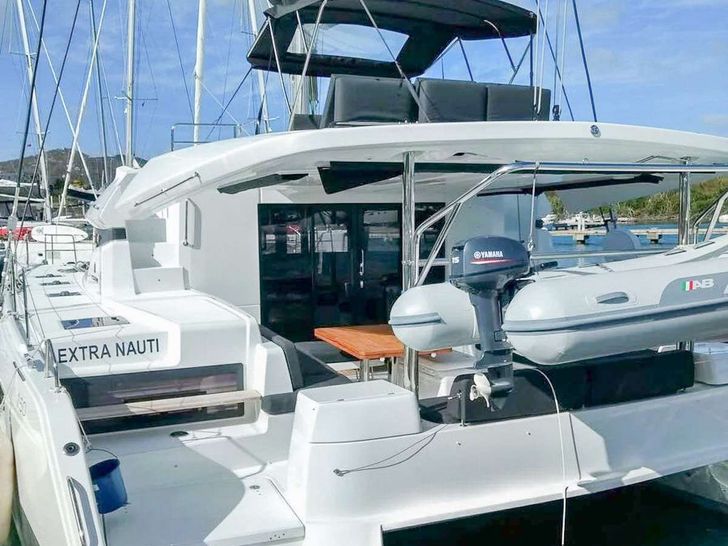 EXTRA NAUTI Lagoon 50 - aft deck EXTRA NAUTI Lagoon 50 - aft deck