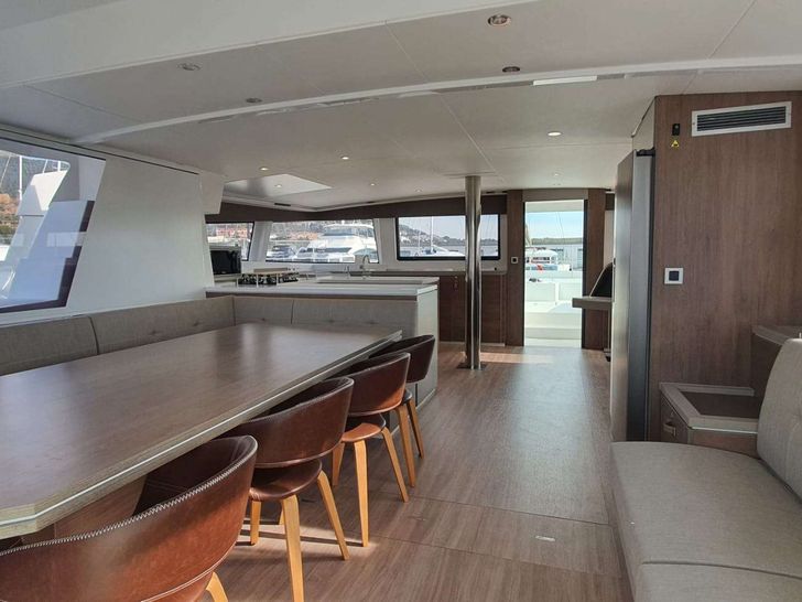 ONLY ONE LIFE Bali 5.4 - dining area ONLY ONE LIFE Bali 5.4 - dining area