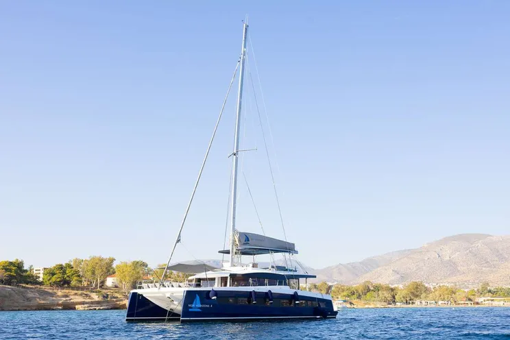 Charter Yacht NEW HORIZONS 4 - Bali 5.8 - 4 Cabins - Athens - Mykonos - Paros - Cyclades - Greece