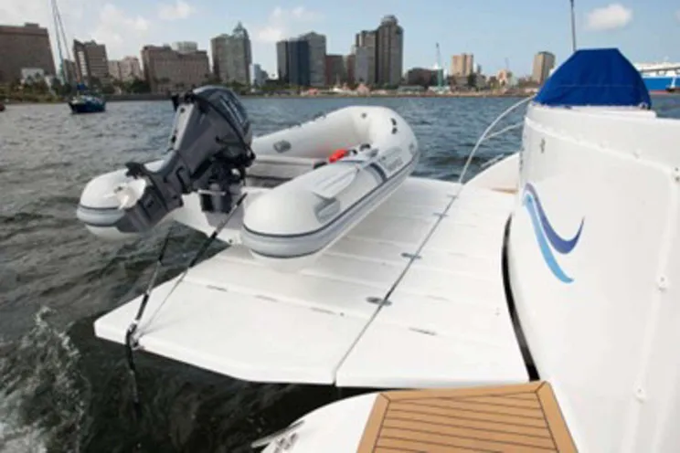 Charter Yacht NAUTI MERMAID - Royal Cape Majestic 530 - 3 Cabins - Tortola - Anegada - Virgin Gorda - BVI - Caribbean