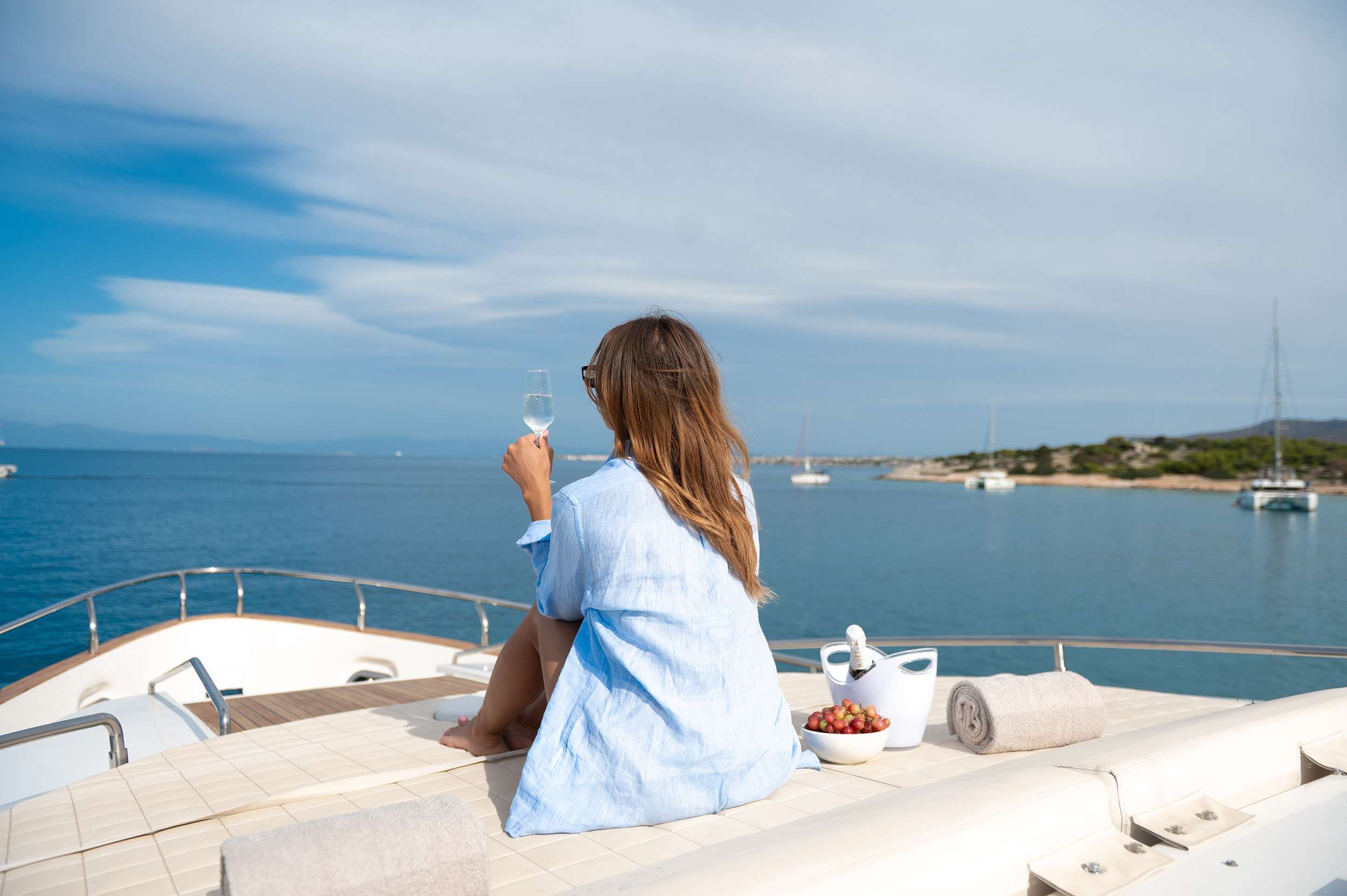 Charter Yacht RED ROSE - Aicon 85 Fly - 4 Cabins - Athens - Mykonos - Paros - Cyclades - Greece