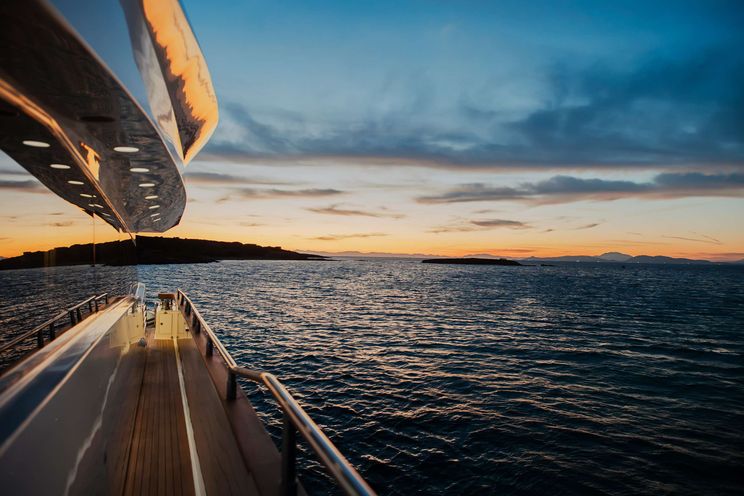 Charter Yacht RED ROSE - Aicon 85 Fly - 4 Cabins - Athens - Mykonos - Paros - Cyclades - Greece