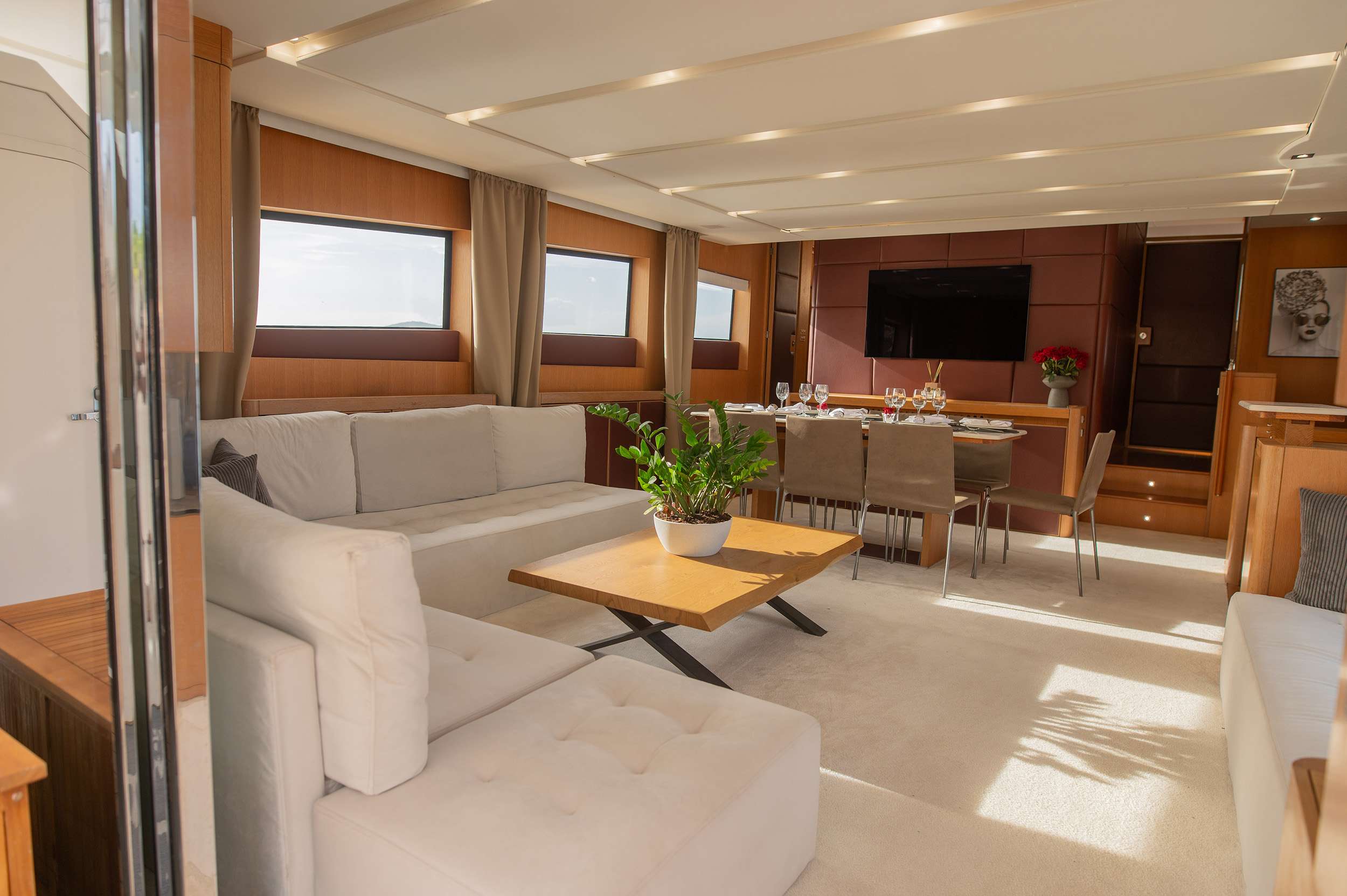 Charter Yacht RED ROSE - Aicon 85 Fly - 4 Cabins - Athens - Mykonos - Paros - Cyclades - Greece