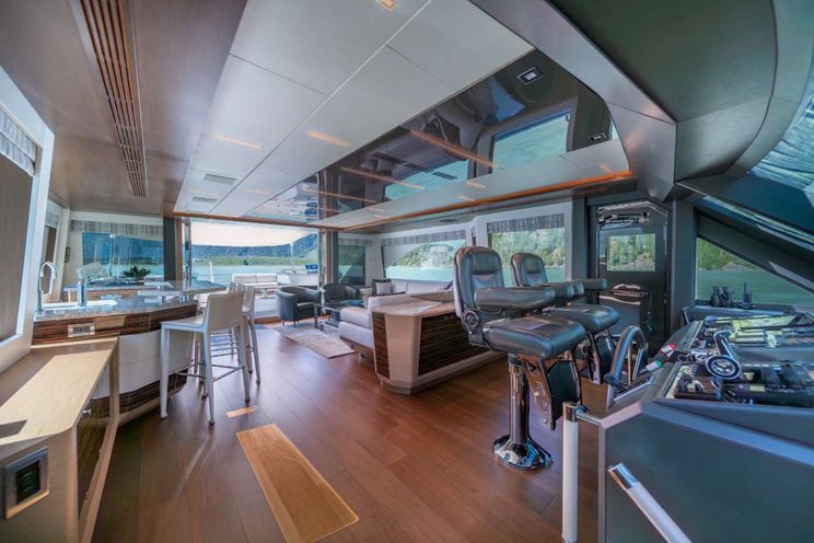 Charter Yacht VOYAGER - Ocean Alexander 90R Enclosed - 3 Cabins - Ketchikan - Bell Island - Alaska - USA