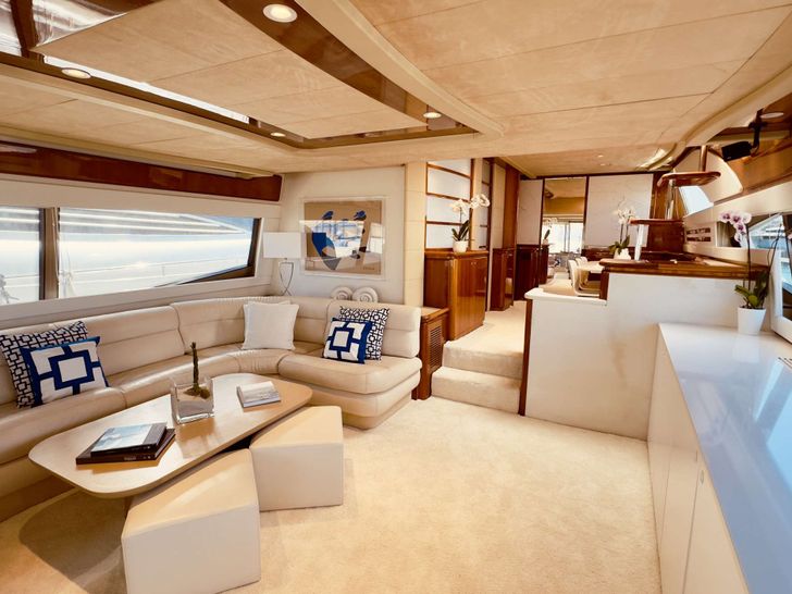 ARCELIA Ferretti 23m - saloon ARCELIA Ferretti 23m - saloon