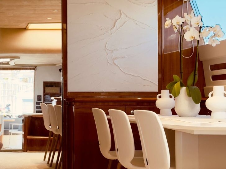 ARCELIA Ferretti 23m - dining area ARCELIA Ferretti 23m - dining area