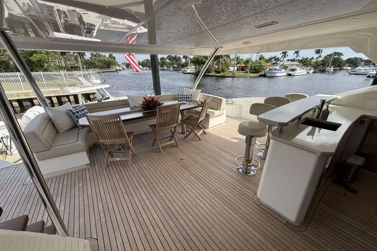 Charter Yacht INDIGO - Viking 93MY - 4 Cabins - Nassau - Exumas - Bahamas