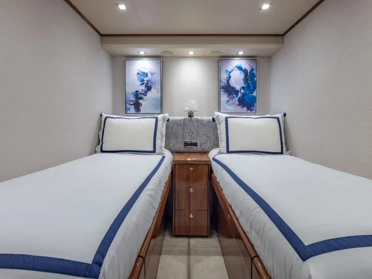 INDIGO Viking 93MY - twin cabin INDIGO Viking 93MY - twin cabin