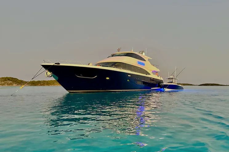 Charter Yacht INDIGO - Viking 93MY - 4 Cabins - Nassau - Exumas - Bahamas
