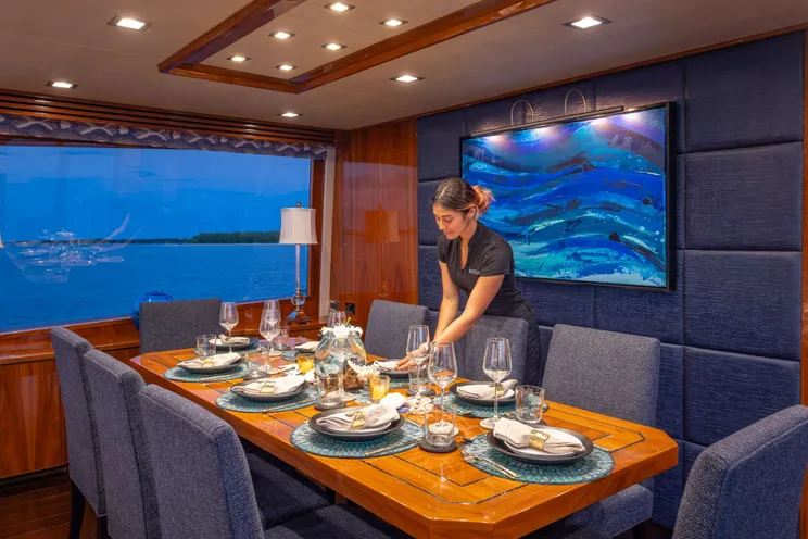 Charter Yacht INDIGO - Viking 93MY - 4 Cabins - Nassau - Exumas - Bahamas
