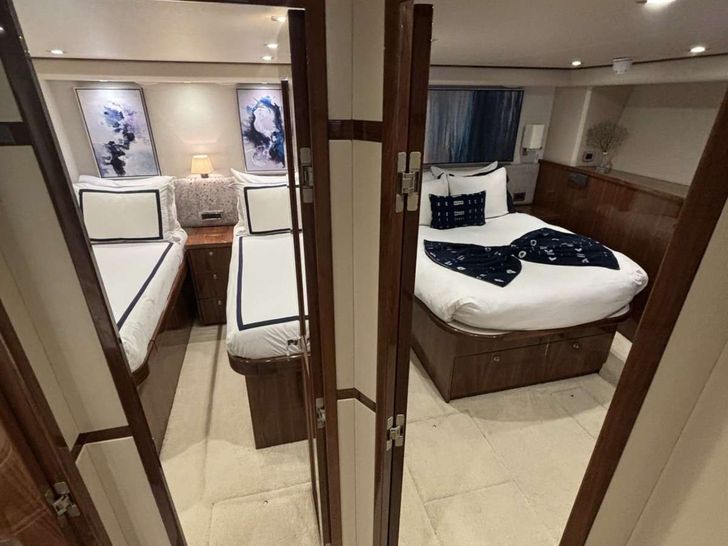 INDIGO Viking 93MY - VIP cabin 2 and twin cabin INDIGO Viking 93MY - VIP cabin 2 and twin cabin