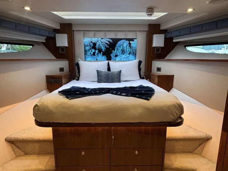 INDIGO Viking 93MY - VIP cabin 1 INDIGO Viking 93MY - VIP cabin 1