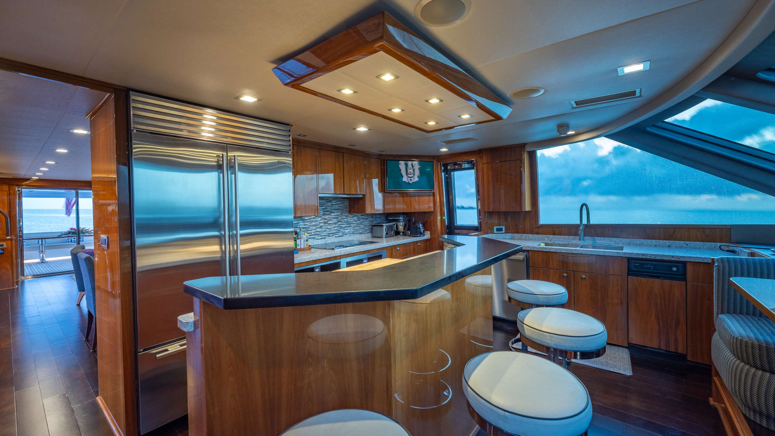 INDIGO Viking 93MY - galley