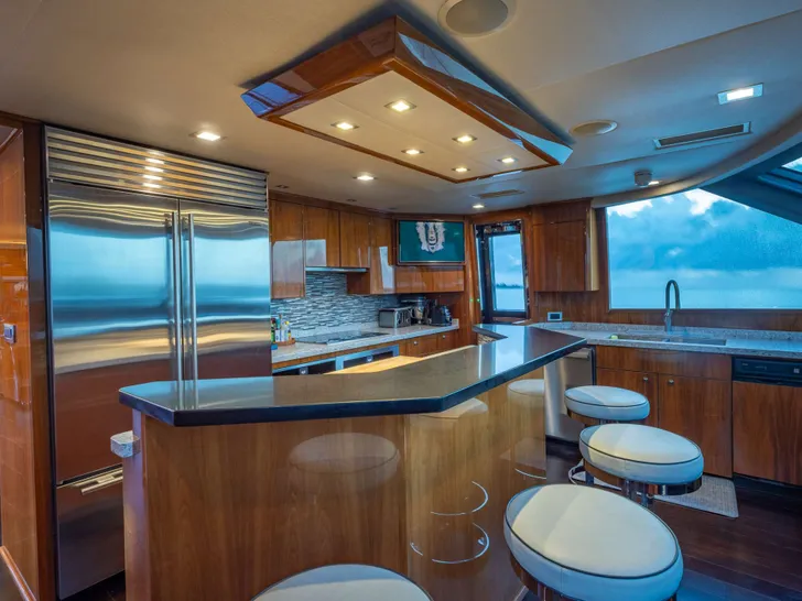 INDIGO Viking 93MY - galley INDIGO Viking 93MY - galley