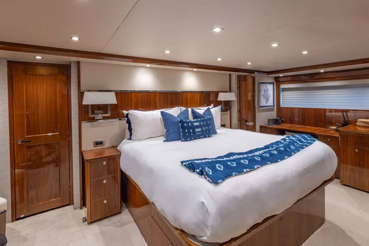 Charter Yacht INDIGO - Viking 93MY - 4 Cabins - Nassau - Exumas - Bahamas