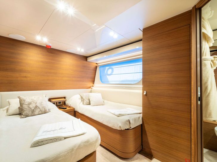 MILENA Custom Line Navetta 28 - twin cabin MILENA Custom Line Navetta 28 - twin cabin