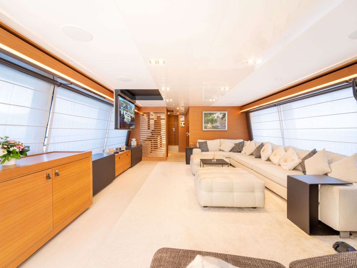 MILENA Custom Line Navetta 28 - main saloon seating MILENA Custom Line Navetta 28 - main saloon seating
