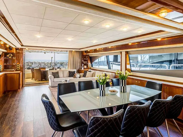 MISS KATARIINA Ferretti 880 - main dining area MISS KATARIINA Ferretti 880 - main dining area